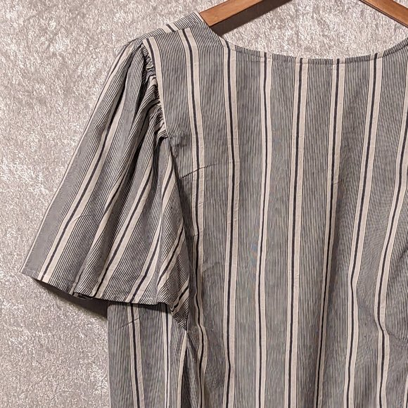 ANA Poplin V-neck Striped Blouse with Puffed Sleeves NWOT - Picture 10 of 10